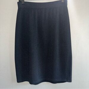 St. John Basics Black Knit Skirt Size 8 Elastic Waist Classic Minimalist